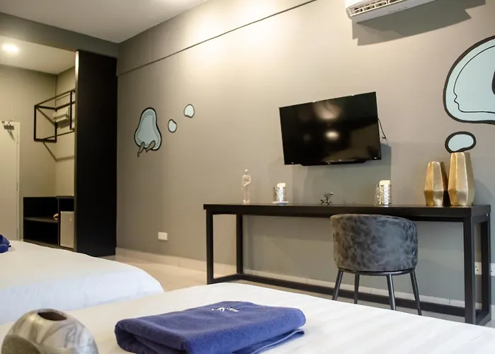 Aeropod Suites By Calvin